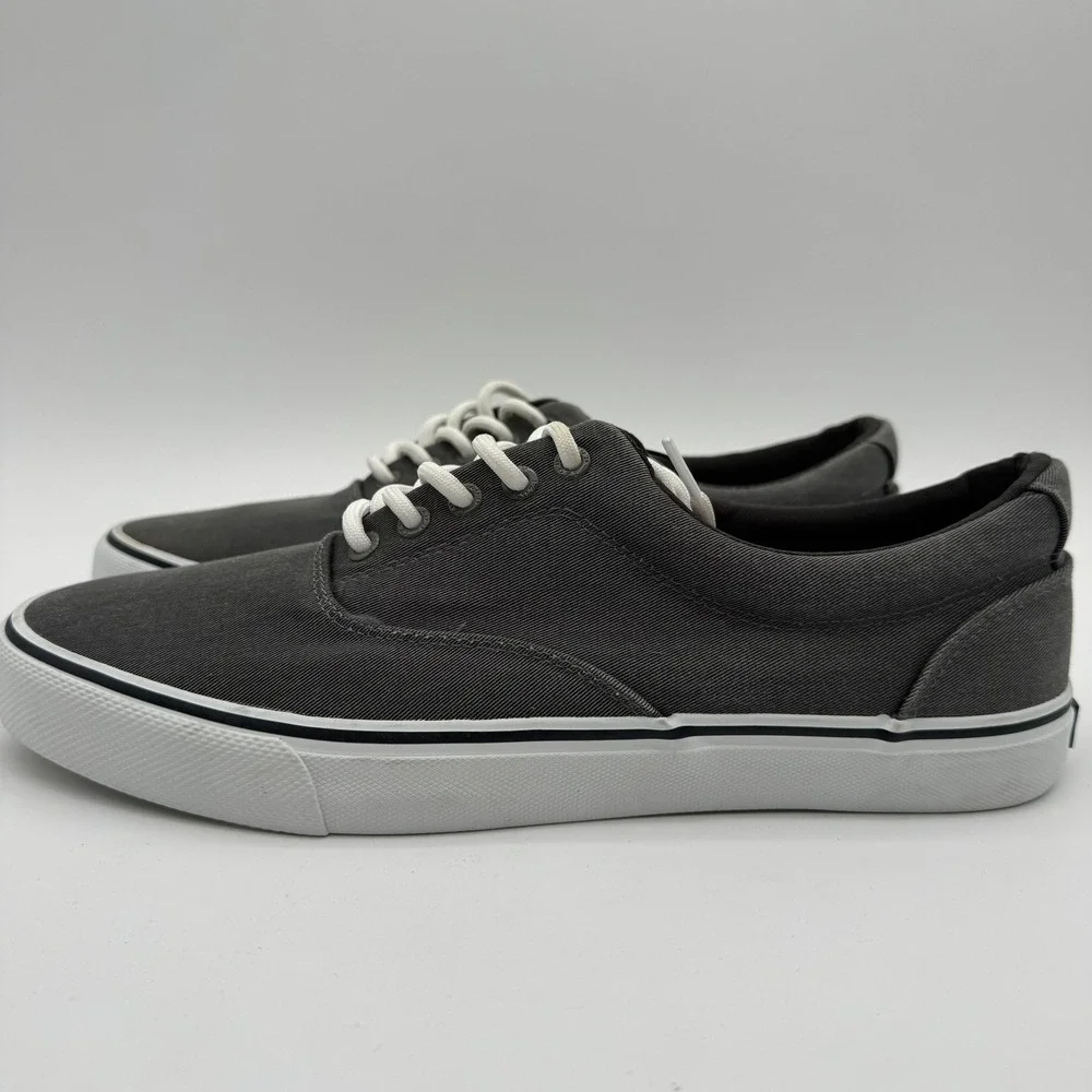 Izod Gray Canvas Lace Up Casual‎ Sneakers Men's Size 10